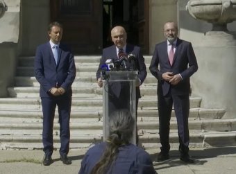 Koalíciós konfliktus: Bolojan után a liberálisok is meglebegtették a távozásukat