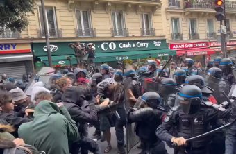 Káosz Franciaországban, Macron és a kormány ellen fordult a népharag