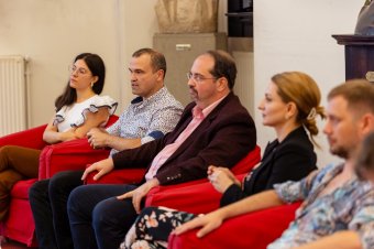 Tragédia és komédia egyazon estén – Különleges premierrel, operanapokkal várja közönségét a Kolozsvári Magyar Opera
