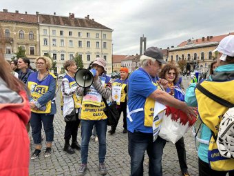 A tanügyi szakszervezetek folytatják a tiltakozó akciókat