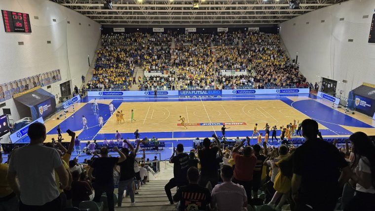 Futsal: román szurkolók randalírozása közepette jutott ki az Eb-re a magyar válogatott