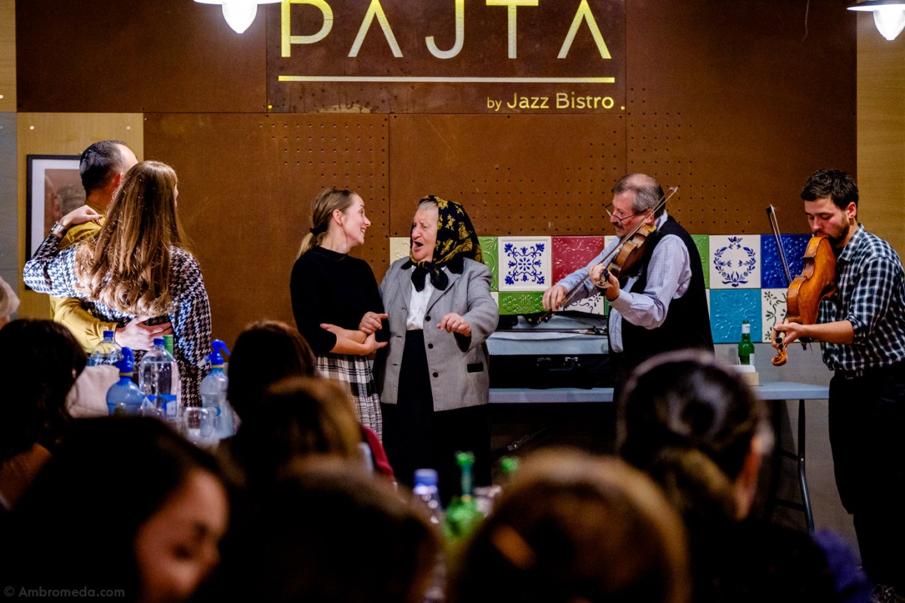 Kriza János meseturné