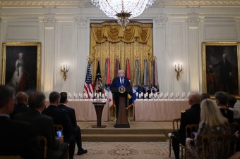 Trump: elfogadták a fegyverszüneti megállapodás első fázisát Izrael és a Hamász között