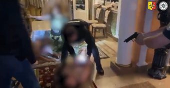 Román rendőrség: nemzetközi bűnbanda magyar nemzetiségű tagjait vették őrizetbe két erdélyi megyében