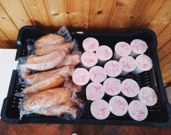 Az új tanévre 798,1 millió lejt különített el a kormány az óvodásoknak és kisiskolásoknak szóló tej-kifli programra