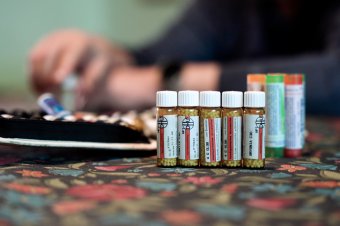 Gyógyítás, amihez két élet sem elég – Homeopátiás szakorvos az alternatív gyógyászatról (VIDEÓ)