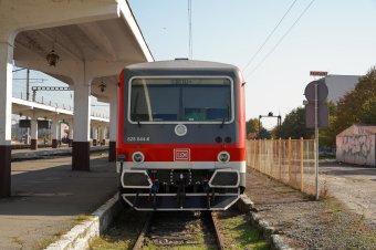 Ilyen is van: több mint egy órával a menetrendben megszabott időpont előtt futott be egy vonat a célállomásra Erdélyben