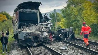 Súlyos vonatszerencsétlenség Szlovákiában