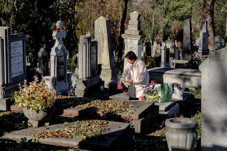 Közel fél évezrede „vési kőbe” Kolozsvár történetét a Házsongárd - VIDEÓ