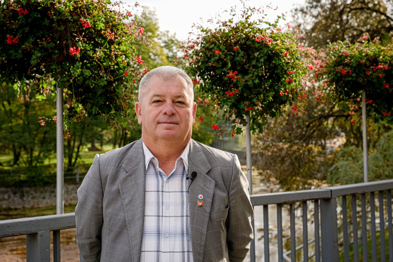 Póka András György, a legszebb erdélyi község polgármestere •  Fotó: Orbán Orsolya