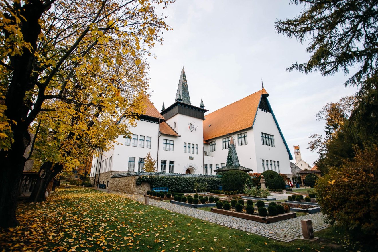 székelyek