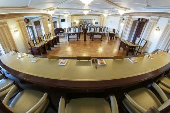 Talárosok, mint a demokrácia sírásói?