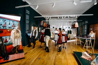 Nem nosztalgia: páratlan múzeumi élmény a székelyek örökségéről szóló, Sepsiszentgyörgyön látható kiállítás