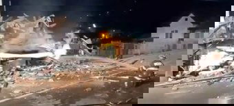 Felrobbant egy lakóház Désen, a romok alatt egy férfi holttestét találták meg a tűzoltók