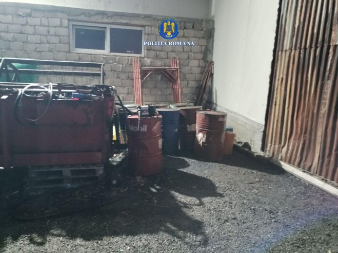 Tonnaszám lopták az üzemanyagot a sofőrök