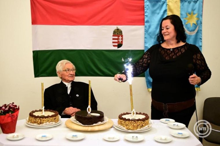 „Ízig-vérig székely magyar művészember”: 100. születésnapján köszöntötték Ambrus András színészt