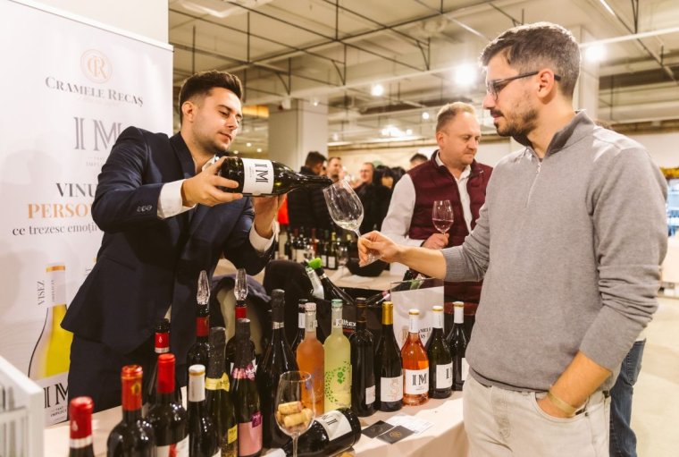 Jubilál a karitatív célokat szolgáló Rovinhud borszalon