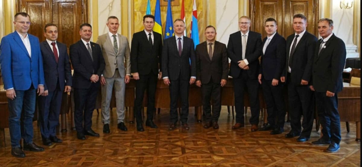 Egységben az erő! •  Fotó: Facebook/Mákos Árpád