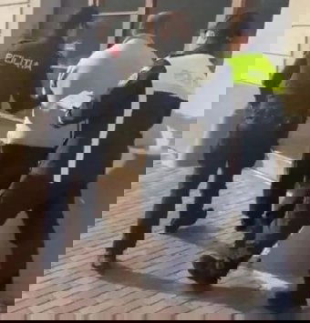 Ideiglenesen eltiltották a tanítástól a diákjait arcon ütő pedagógust