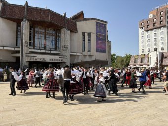 A Szarkaláb 30 éve: táncegyüttes, amelyből közösség lett