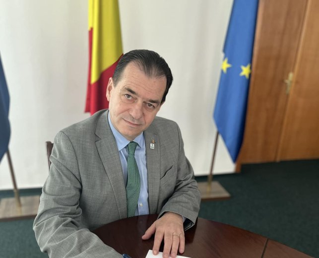 Leszedte a keresztvizet Nicușor Danról egykori tanácsadója
