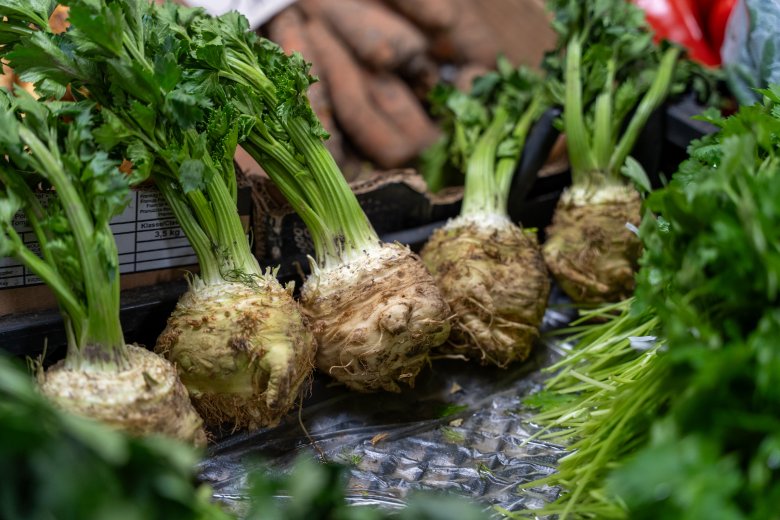 Nem csak a húsleves alkotóeleme: keleties, nyugatias, fűszeres, pénztárcabarát étkek zellerből