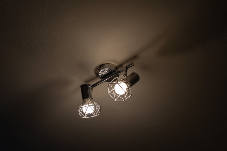 Több százezer fogyasztó októberi villanyszámlájába „pótolt bele” az állam