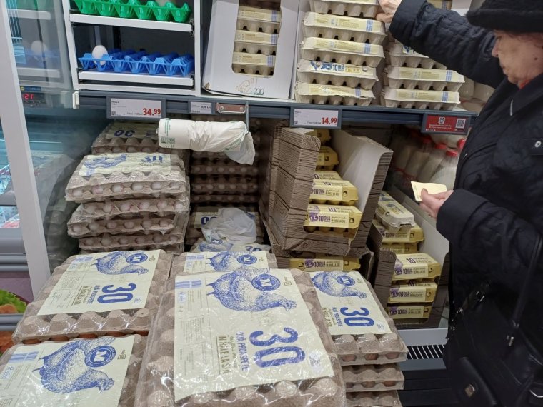 Globális trendek állnak a tojásár-emelkedés hátterében, és nem is várhatunk csökkenést