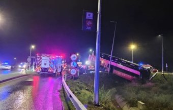 Ukrán állampolgárokat szállító busz balesetezett Brăilán