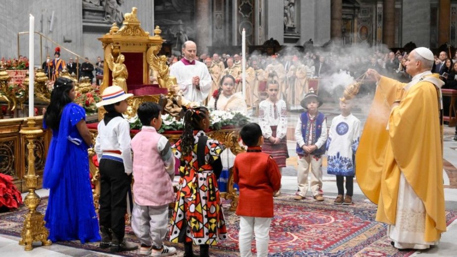XIV. Leó pápa: karácsony a remény ünnepe, váljunk a béke hírnökeivé!