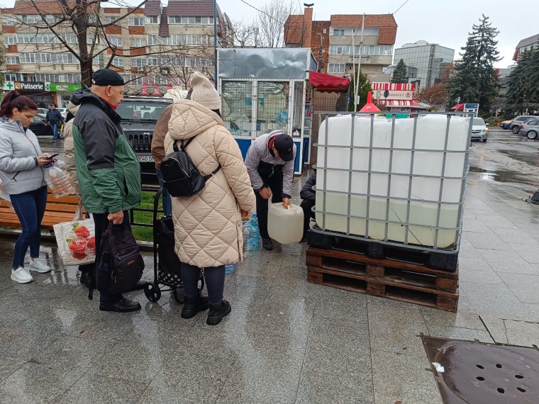 Több tízezren maradtak vezetékes víz nélkül az ország két déli megyéjében