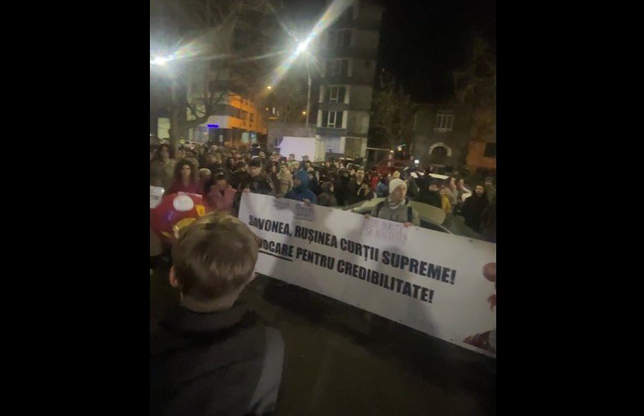 Bírálták az igazságügy vezetőit •  Fotó: Facebook/Declic