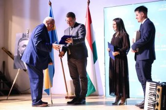 Lászlófy Pál István megkapta a most először átadott Potápi Árpád János-díjat