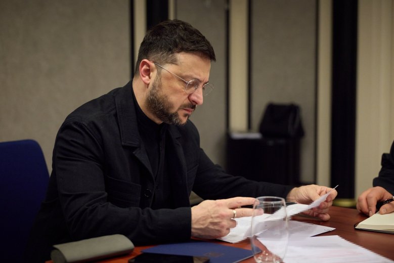 Zelenszkij: Ukrajna lemond a NATO-csatlakozásról, ha garantálják biztonságát