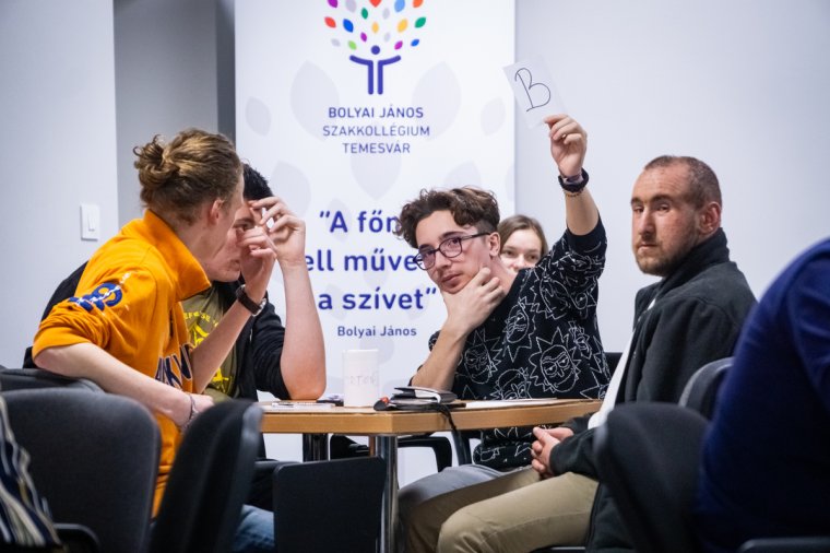 Közösséget épít és a diákok szakmai útját támogatja a temesvári Bolyai Szakkollégium