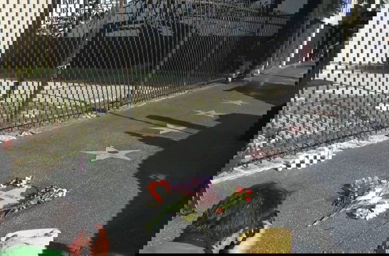 Családi dráma állhat az amerikai színész-rendező és felesége halála mögött