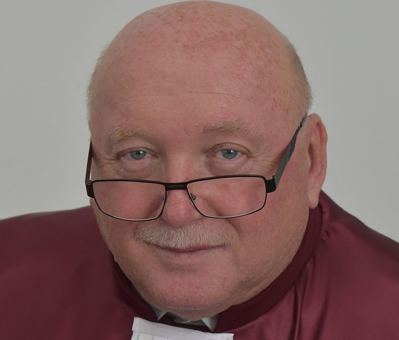 különleges nyugdíjak