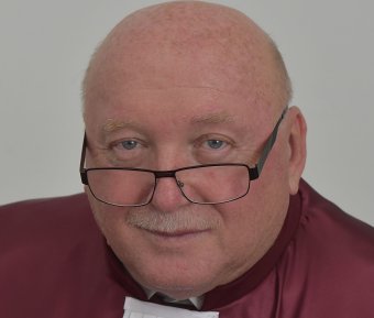 Különleges nyugdíjak: szabadságot vett ki az újabb tárgyalás napjára az egyik alkotmánybíró