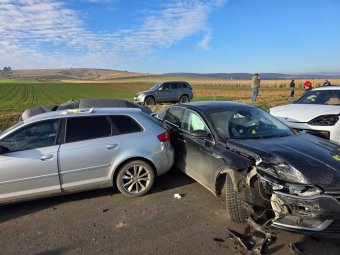 Súlyos baleset Kovászna megyében: hét autó rohant egymásba