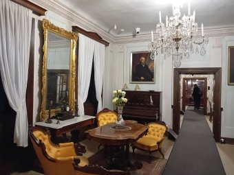 Gyula élő történelme: látogatás a polgári múltat őrző Ladics-házban