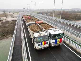 Kiállta a terheléses próbát a máramarosszigeti Tisza-híd