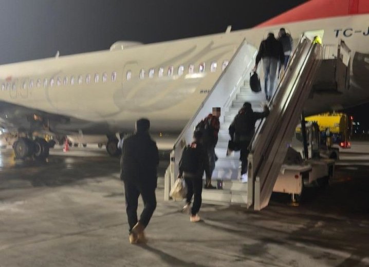 Több mint 2000, illegálisan Romániában tartózkodó személyt azonosítottak