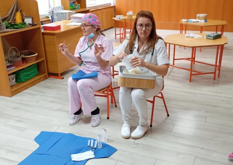 Közelebb hozni az óvodásokhoz a fehér köpenyeseket – Székely Orsolya orvosnő a Teddy Maci Kórházról