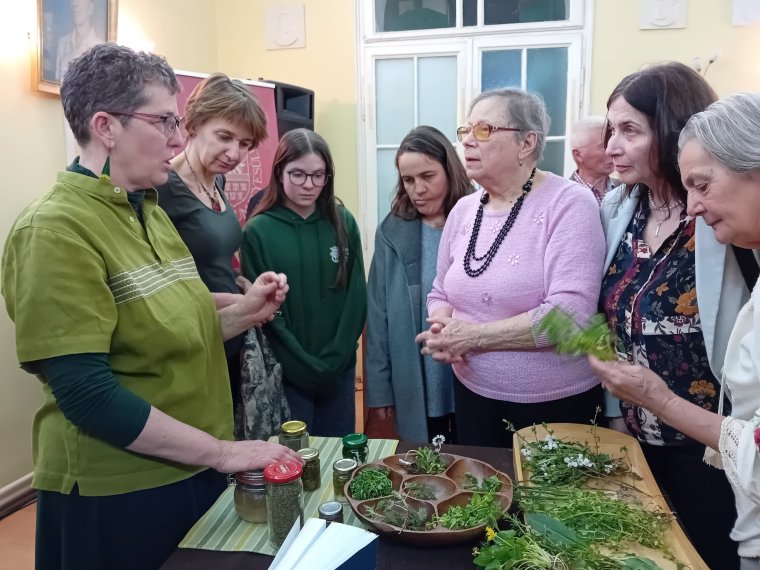 Visszatérni a természethez, a természetes ízekhez – Macalik Kunigunda az ehető vadnövényekről
