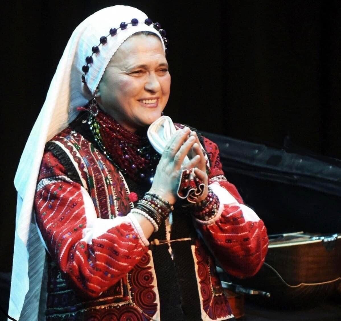 csángó Petrás Mária