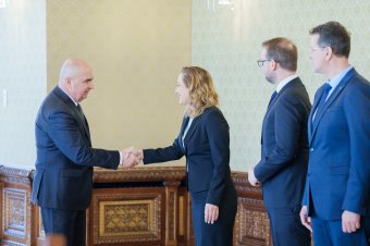 Elena Lasconi szerint Ilie Bolojan lenne a legjobb miniszterelnök az ország számára