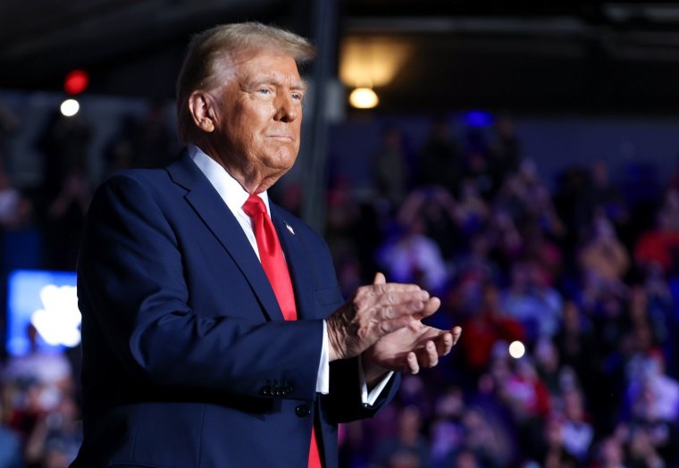 Bárcsak Erdélyre is szemet vetne Trump!