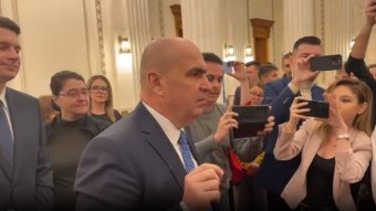 Újabb konfliktus a PNL és a PSD között, Bolojan a PSD-s törvényjavaslatok leszavazását kérte párttársaitól