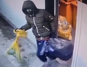 Pillepalacknak hitte az ellopott emberi lábakat a tolvaj