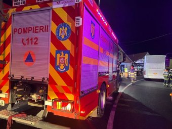 Halálos baleset az 1-es főúton: busz és nyerges vontató ütközött Szeben megyében